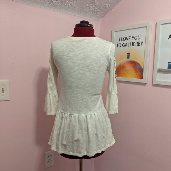 Peplum blouse with embroidery - Picture 3 of 6